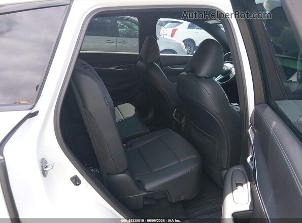 3PCAJ5FB8RF103026 2024 INFINITI QX50 White Vista de la etiqueta del VIN