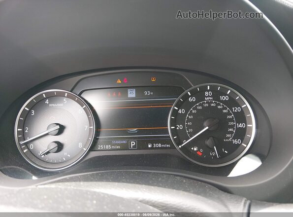 3PCAJ5FB8RF103026 2024 INFINITI QX50 White Vista de los asientos traseros