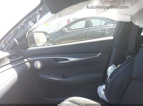 3PCAJ5LR2PF101822 2023 INFINITI QX55 Серебряный Вид салона спереди