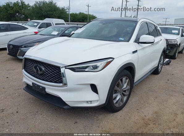 3PCAJ5M11LF114483 2020 INFINITI QX50 White Front left
