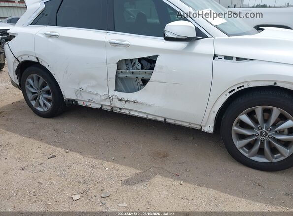 3PCAJ5M11LF114483 2020 INFINITI QX50 White Front view