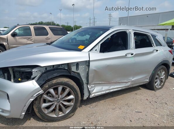 3PCAJ5M14LF106362 2020 INFINITI QX50 Серебряный Вид спереди