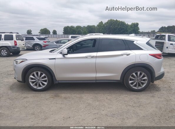 3PCAJ5M15KF136856 2019 INFINITI QX50 Silver Vista interior de 360 grados