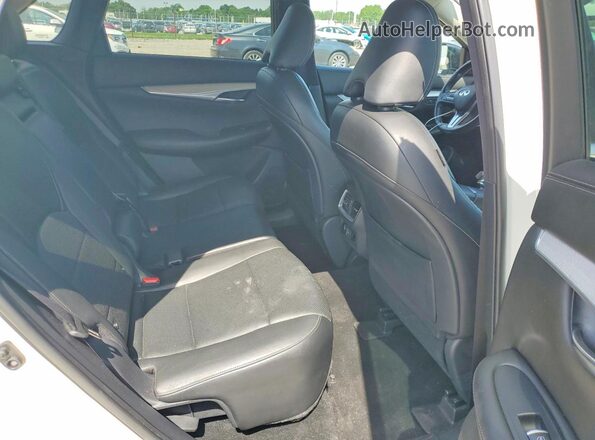 3PCAJ5M17KF118911 2019 INFINITI QX50 White Widok wnętrza z tyłu