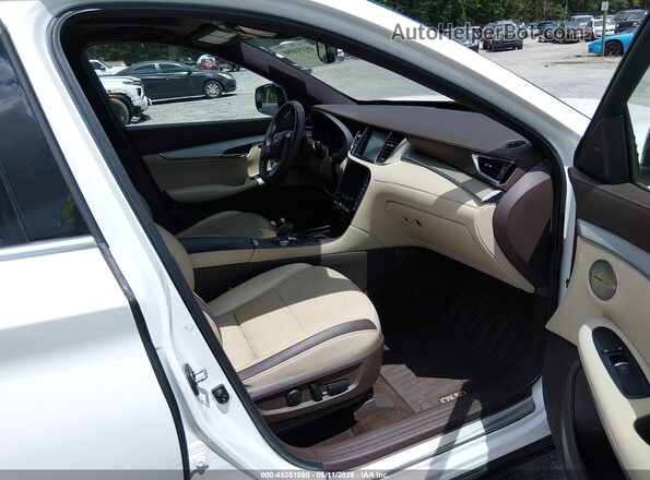 3PCAJ5M17KF124451 2019 INFINITI QX50 White Widok wnętrza z przodu