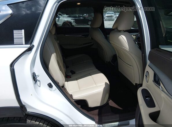 3PCAJ5M17KF124451 2019 INFINITI QX50 White Widok naklejki z numerem VIN