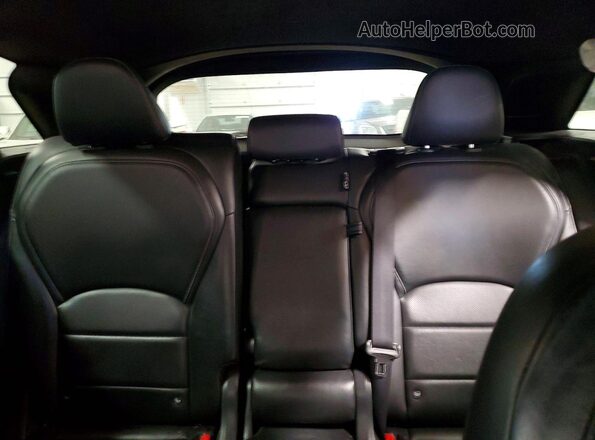 3PCAJ5M17KF137636 2019 INFINITI QX50 Black Widok tylnych siedzeń
