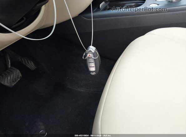 3PCAJ5M17KF148152 2019 INFINITI QX50 White Առջևի վահանակի տեսք