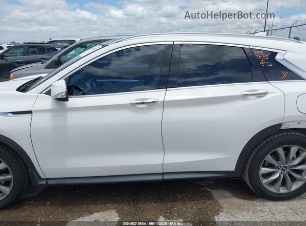 3PCAJ5M17KF148152 2019 INFINITI QX50 White 