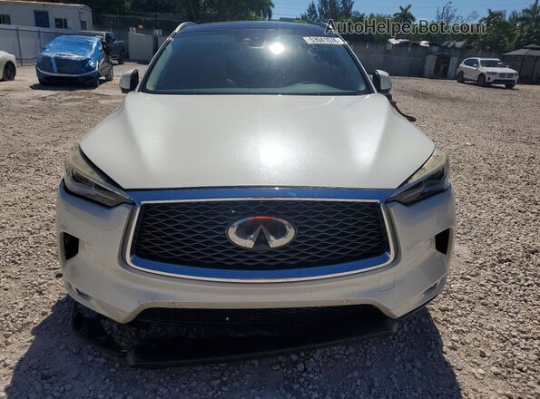 3PCAJ5M19KF130980 2019 INFINITI QX50 Белый Вид спереди