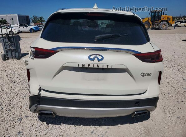3PCAJ5M19KF130980 2019 INFINITI QX50 Белый Вид сзади