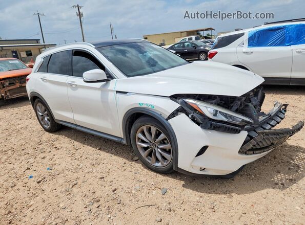 3PCAJ5M19KF134639 2019 INFINITI QX50 White Przód prawy