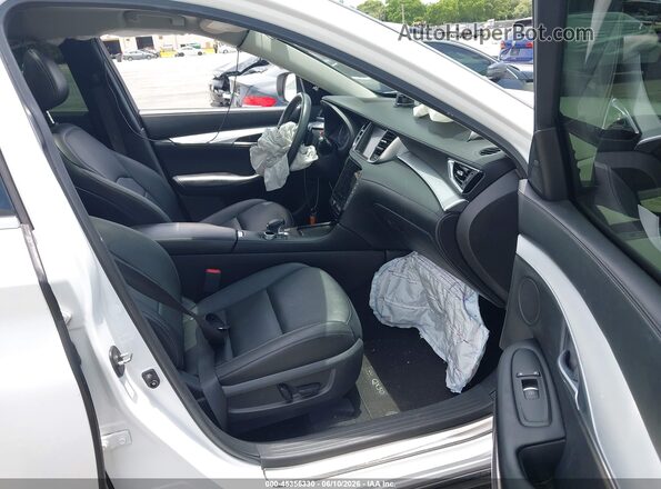 3PCAJ5M19LF111766 2020 INFINITI QX50 White Սալոնի դիմացի տեսք