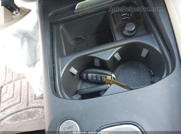 3PCAJ5M30KF102096 2019 INFINITI QX50 Silver Vista del salpicadero