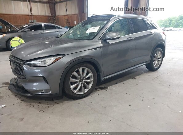3PCAJ5M31LF100939 2020 INFINITI QX50 Gray Vista tres cuartos delantera izquierda