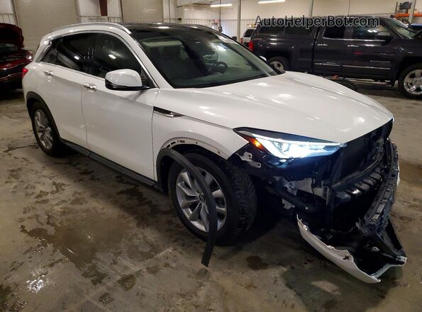 3PCAJ5M35LF105738 2020 INFINITI QX50 Белый Передняя правая четверть
