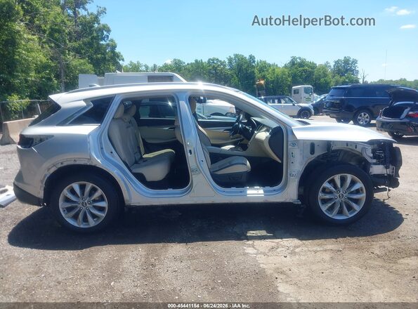 3PCAJ5M3XKF124445 2019 INFINITI QX50 Silver 360 interior view