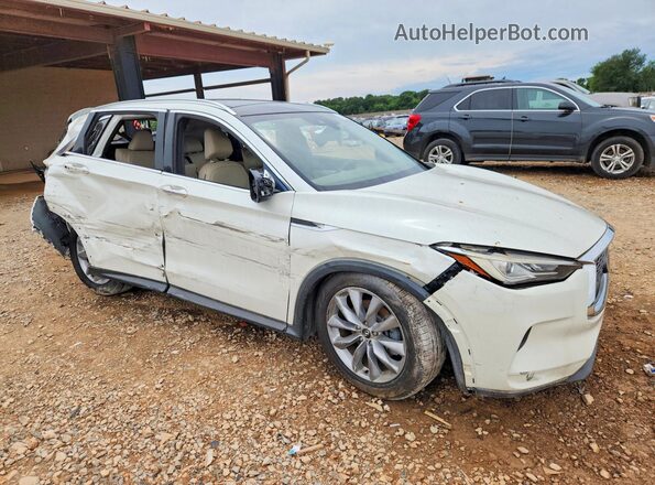3PCAJ5M3XKF130200 2019 INFINITI QX50 White Передня права чверть