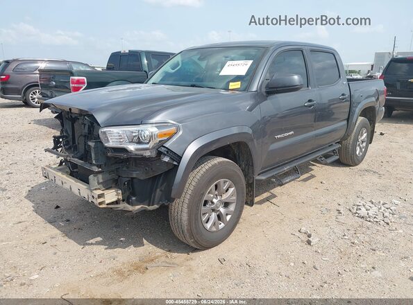 3TMAZ5CN2JM074940 2018 TOYOTA TACOMA Gray Przód lewy