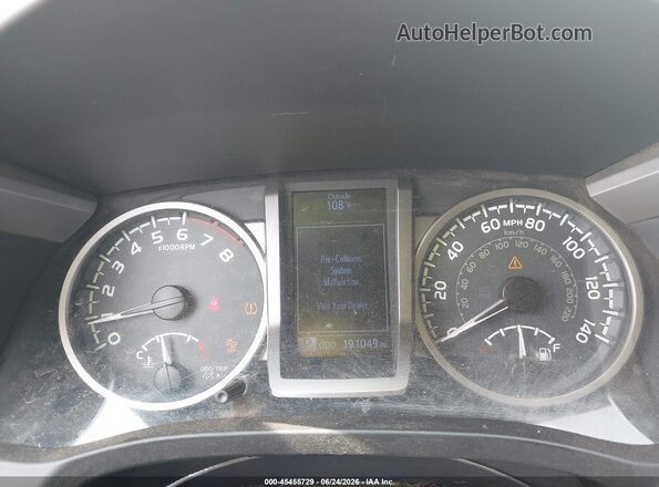 3TMAZ5CN2JM074940 2018 TOYOTA TACOMA Gray Widok tylnych siedzeń