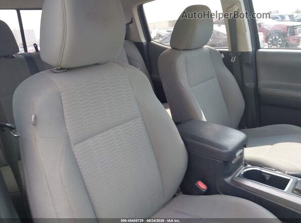 3TMAZ5CN2JM074940 2018 TOYOTA TACOMA Gray 