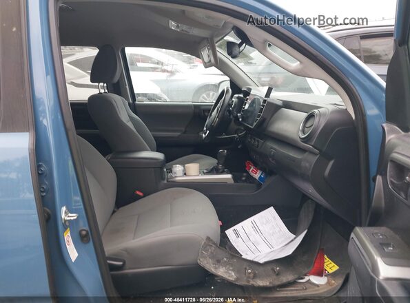 3TMAZ5CN4KM096018 2019 TOYOTA TACOMA Синий Вид салона спереди