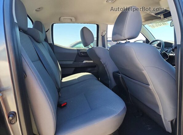 3TMAZ5CN4MM145852 2021 TOYOTA TACOMA Charcoal Widok tylnych siedzeń