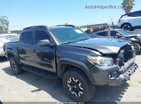 3TMAZ5CN5HM030571 2017 TOYOTA TACOMA Серый Вид задней части салона