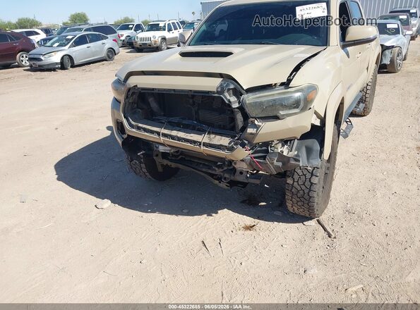 3TMAZ5CN5HM037441 2017 TOYOTA TACOMA Tan Widok z przodu