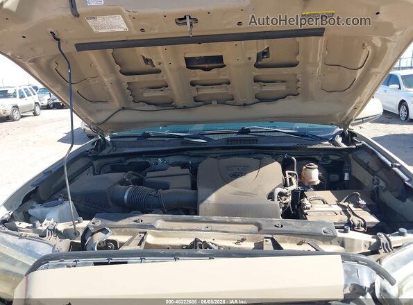 3TMAZ5CN5HM037441 2017 TOYOTA TACOMA Tan Widok z tyłu