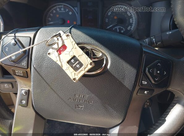3TMAZ5CN5HM037441 2017 TOYOTA TACOMA Tan Widok deski rozdzielczej