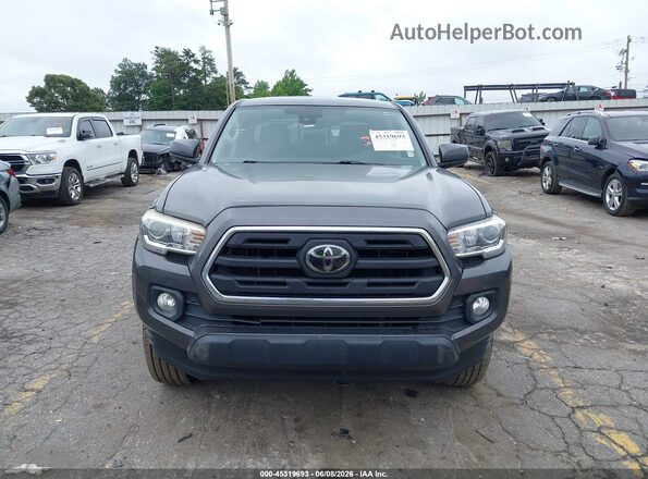 3TMAZ5CN9JM074255 2018 TOYOTA TACOMA Gray Vista del cuadro de instrumentos