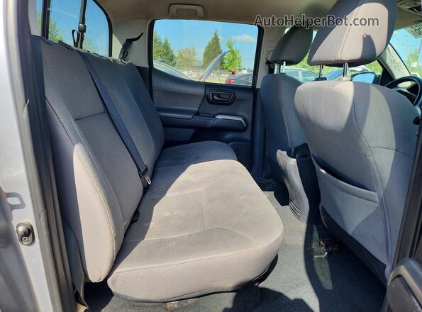 3TMBZ5DN3GM005203 2016 TOYOTA TACOMA Silver Widok tylnych siedzeń