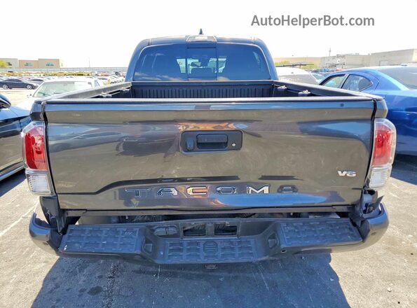 3TMBZ5DN6NM034790 2022 TOYOTA TACOMA Charcoal Rear view