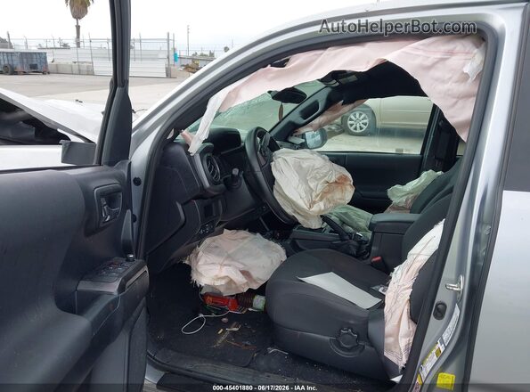 3TMBZ5DN8JM014518 2018 TOYOTA TACOMA Silver Սալոնի դիմացի տեսք