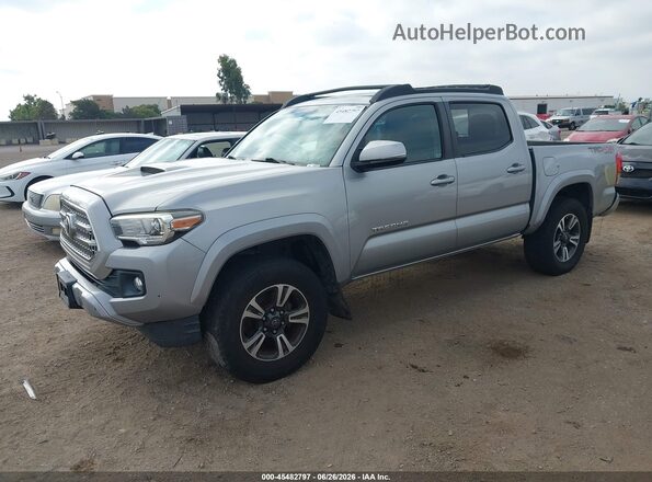 3TMCZ5AN0HM053090 2017 TOYOTA TACOMA Silver Przód lewy