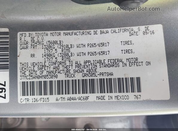 3TMCZ5AN0HM053090 2017 TOYOTA TACOMA Silver Widok komory silnika