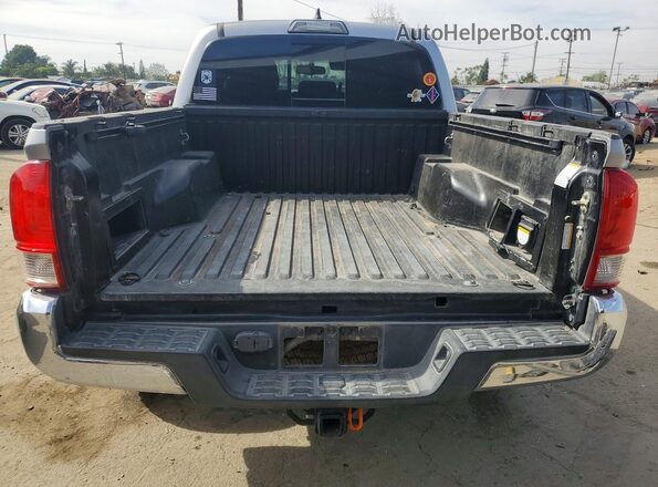 3TMCZ5AN0HM090740 2017 TOYOTA TACOMA Silver Вид ззаду