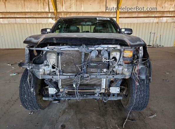 3TMCZ5AN0HM107780 2017 TOYOTA TACOMA Gray Widok z przodu