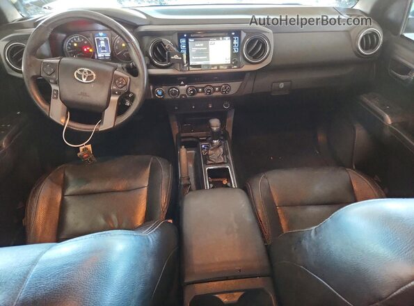 3TMCZ5AN0HM107780 2017 TOYOTA TACOMA Gray Widok deski rozdzielczej