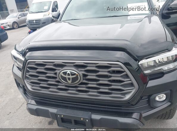 3TMCZ5AN0PM651288 2023 TOYOTA TACOMA Black Widok z przodu