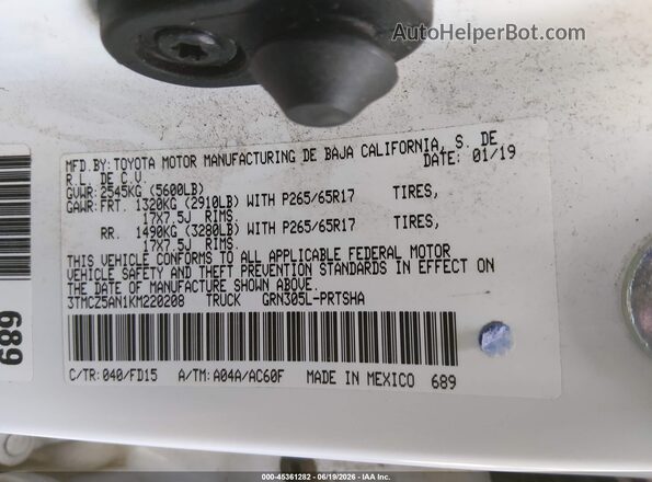 3TMCZ5AN1KM220208 2019 TOYOTA TACOMA White Շարժիչի բաժամունքի տեսք