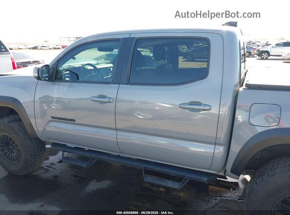 3TMCZ5AN1LM362902 2020 TOYOTA TACOMA Silver Vista interior de 360 grados