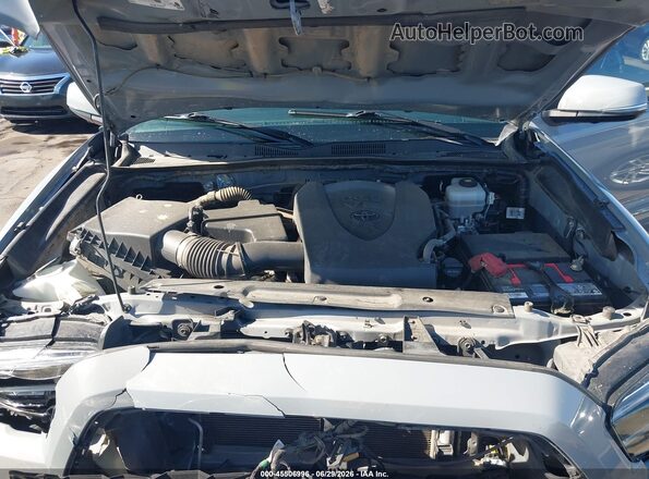 3TMCZ5AN1LM362902 2020 TOYOTA TACOMA Silver Vista trasera