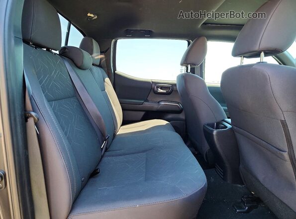 3TMCZ5AN2HM106212 2017 TOYOTA TACOMA Gray 