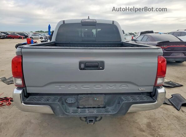 3TMCZ5AN2JM134744 2018 TOYOTA TACOMA Gray Vista trasera
