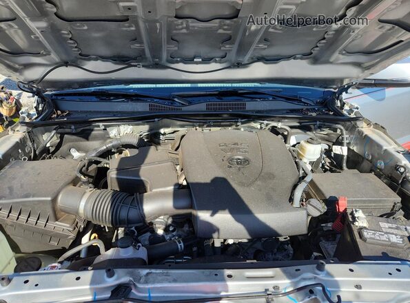 3TMCZ5AN2NM466463 2022 TOYOTA TACOMA Silver 