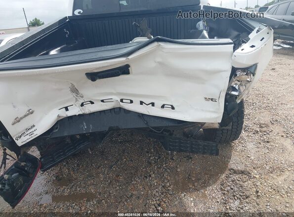 3TMCZ5AN2PM543772 2023 TOYOTA TACOMA White Widok z przodu