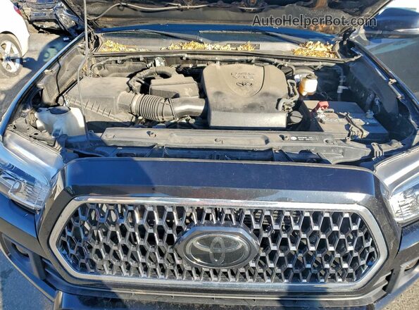3TMCZ5AN3JM154789 2018 TOYOTA TACOMA Black Vista interior trasera