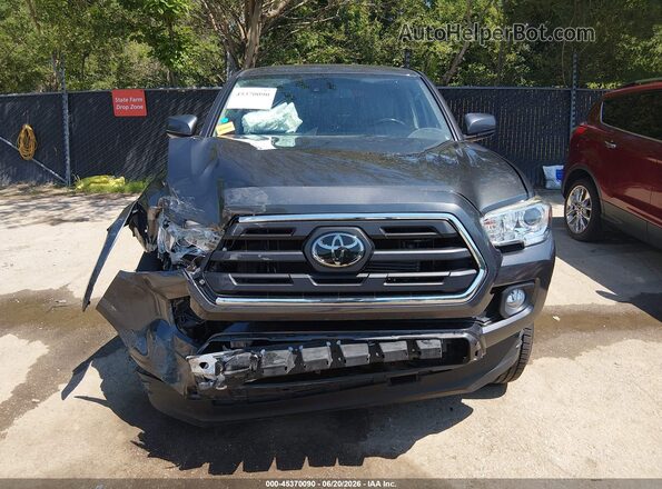 3TMCZ5AN3KM267286 2019 TOYOTA TACOMA Gray Widok wnętrza z tyłu